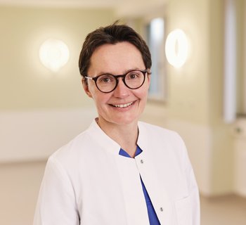 Dr. Monika Bertram